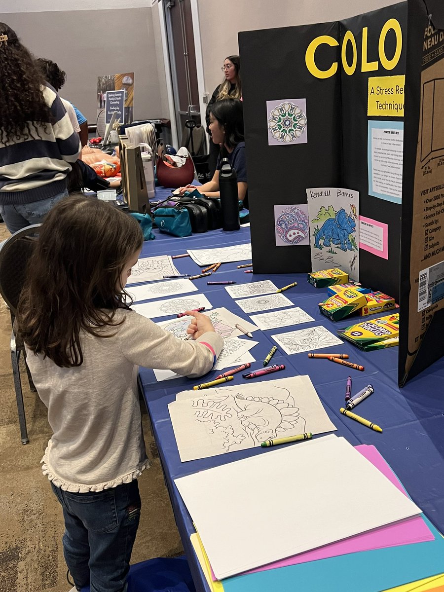 KPHS_HOSA's tweet photo. KP HOSA students at the Humble ISD Mental Health and Wellness Fair 🧠💚🖤
Thank you @HumbleISD_CBS for allowing us to be there tonight and talk about why we love coloring as a stress relief technique! #MentalHealthMatters #ColorOn @HumbleISD_KPHS @HumbleISD_CTE https://t.co/GGBemnCTTE