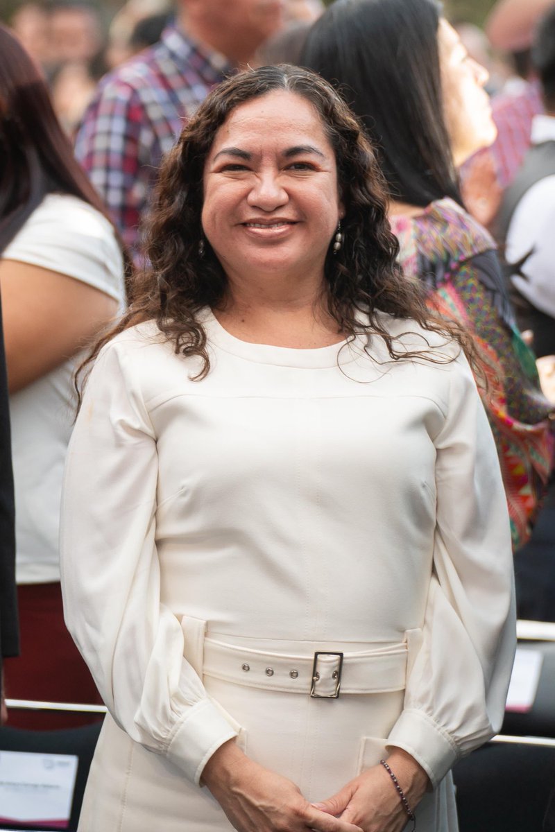 ConsejeriaJM's tweet photo. Esta tarde nuestra titular, Dulce Marlene Reynoso Santibánez, acompañó al Gobernador, Cuauhtémoc Blanco Bravo, en la presentación del 5to Informe de Gobierno en Plaza de Armas 'General Emiliano Zapata'. https://t.co/Cxr9HRM0k7