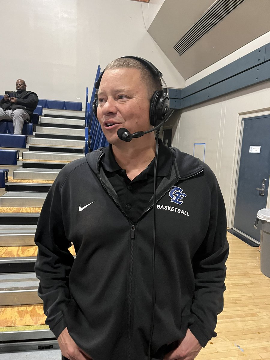 gabecamarillo_'s tweet photo. Adrian Wiggins gets most out of his teams. Did it at Fresno State, does it at Clovis East. Timberwolves lost leading scorer over offseason and gave three sophomores/one freshman significant minutes this year.

They’re one of best four boys’ basketball teams in Central Section. https://t.co/0lHd2noILC