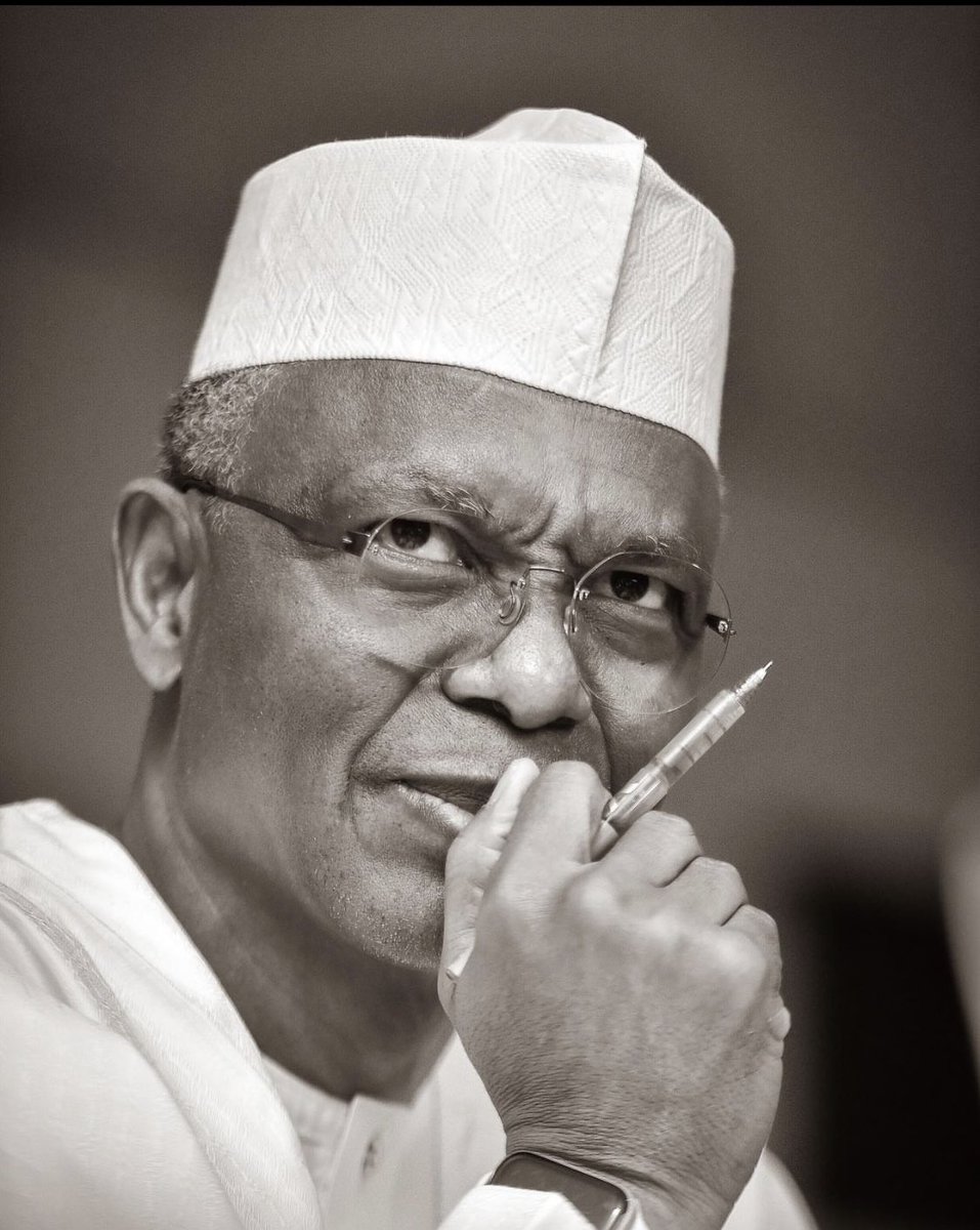 mareeyama's tweet image. Excellent Leader, 
Excellent Teacher, 
Extraordinary Administrator, Wonderful Human Being.
Happy Birthday to our Mallam @elrufai