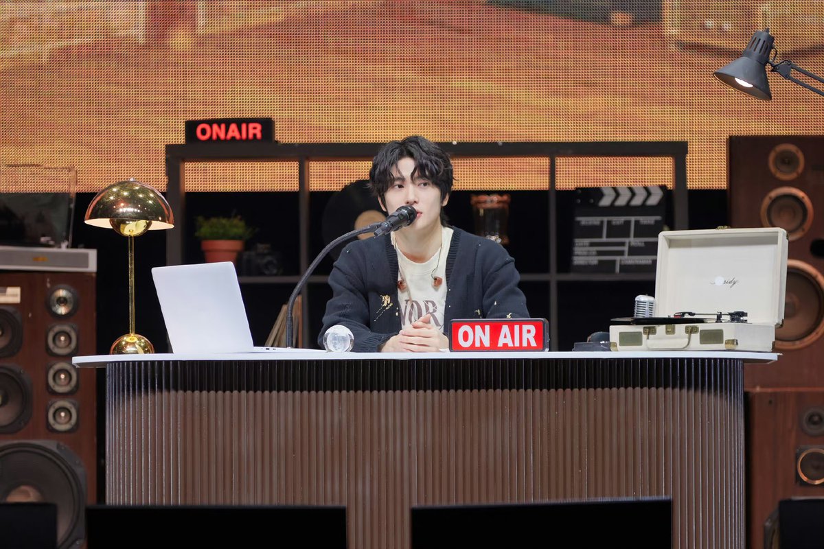 hourly jaehyun tweet media