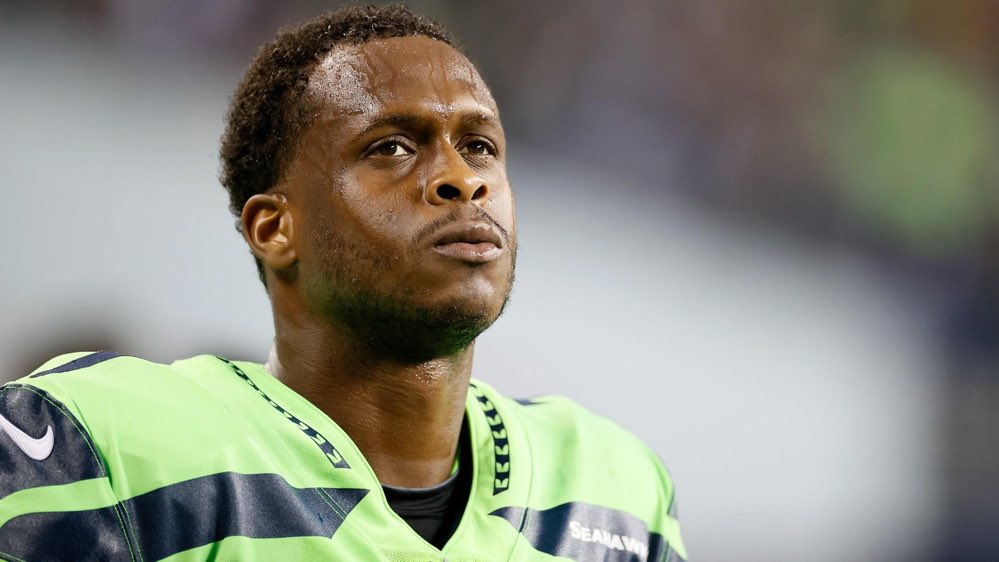 SamiOnTap's tweet photo. For those AGAINST keeping Geno Smith as QB1 of the Seahawks… 

What better option do you think there truly is? 

(Not here to argue. Genuinely love to hear all perspectives) 

Drafting? Trade? Etc. give me all the takes. https://t.co/AvXhQUeF5B