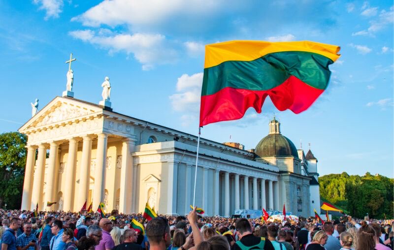 Happy Independence day, #Lithuania! Desire to be free for Lithuanians all over the world has always kept hope and never let it break. We know that freedom is not a given, it has a price. We will always stand by those who fight for their freedom today. #BelieveInFreedom!
