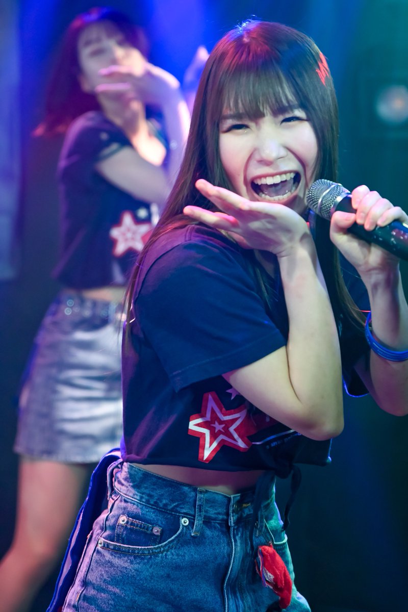 horand_date's tweet photo. 2024年01月28日(日)、
Lit★V1周年LIVE、
もか、くれあ、さあや。
その1。
岬沙綾(@saaya_LitV0325)
#LitV
#リットビー
#りとび
#岬沙綾
#さあや
#ぱふぉにずむ
#ぱふぉ
#perfoism
#佐々木もか
#もか https://t.co/gLXo6OVOz9