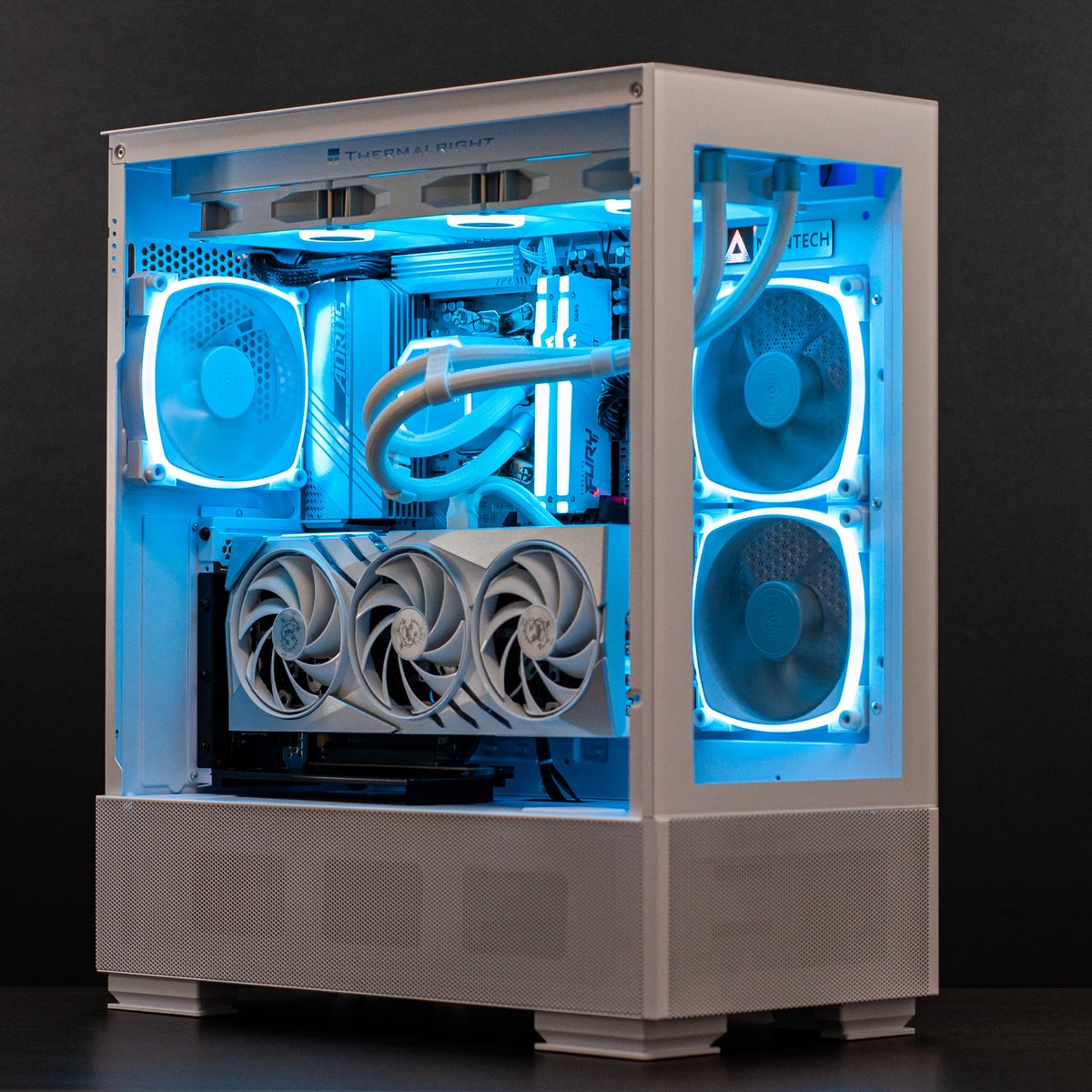 Evatech Custom PCs tweet media