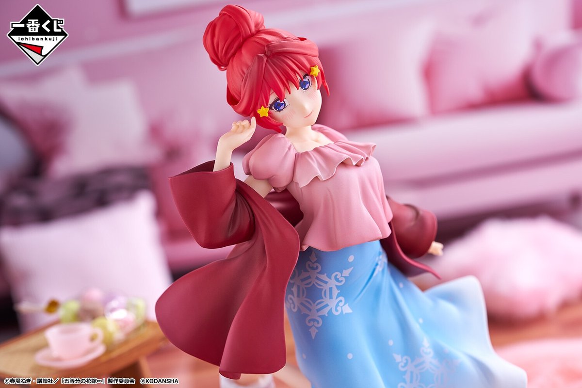ichibanKUJI's tweet photo. ―2月17日(土)より順次発売予定―
【一番くじ 五等分の花嫁∽ ～２人だけの時間～】

発売まであと1日！✨

E賞には、過去商品の描きおろしイラスト スノールームウェア姿の、中野五月のフィギュアが登場！

詳細はこちら👉https://t.co/ANyDsNc1Yh

#五等分の花嫁 https://t.co/9cs3U5BQ8t