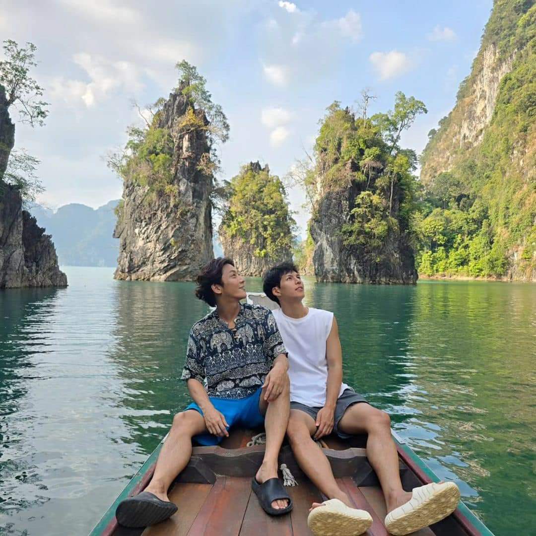 พี่จองอัพ IG ค่ะ

jung_kt_: ธรรมชาติ ~

คนปลากับคนปากใหญ่ท่ามกลางธรรมชาติ 
#คัลแลนพี่จอง #คัลแลน #พี่จอง