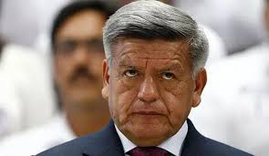 ¿Quién es más inútil como autoridad?

*Rafael López Aliaga - Alcalde de Lima 🔁

*César Acuña - Gobernador de La Libertad ❤