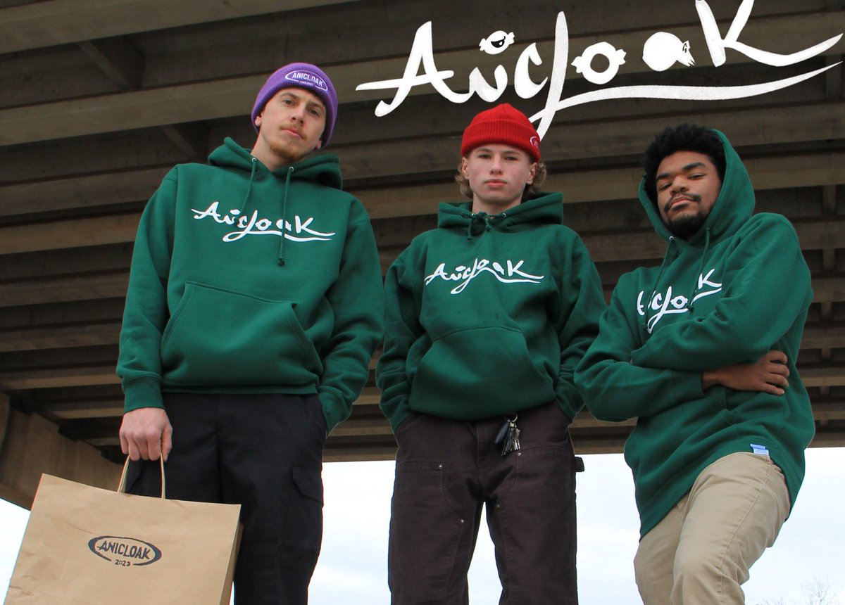 landenbragg3's tweet photo. Feb 22nd SPRING APPAREL! Find it only at https://t.co/PU664fb1jN https://t.co/0f3lz4Pwcb