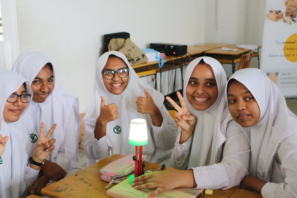 EU in Sri Lanka (@eu_in_sri_lanka) on Twitter photo Celebrating #WomeninScience, we have teamed up w/ <a href="/unwomenSriLanka/">UN Women Sri Lanka</a> and the <a href="/TheMakersGlobal/">The Makers</a> to conduct a series of trilingual interactive workshops  focused on breaking barriers and creating #equal opportunities to support #STEM education across #SriLanka
#WomenInSTEM👩🔬👷♀️ Celebrating #WomeninScience, we have teamed up w/ <a href="/unwomenSriLanka/">UN Women Sri Lanka</a> and the <a href="/TheMakersGlobal/">The Makers</a> to conduct a series of trilingual interactive workshops  focused on breaking barriers and creating #equal opportunities to support #STEM education across #SriLanka
#WomenInSTEM👩🔬👷♀️