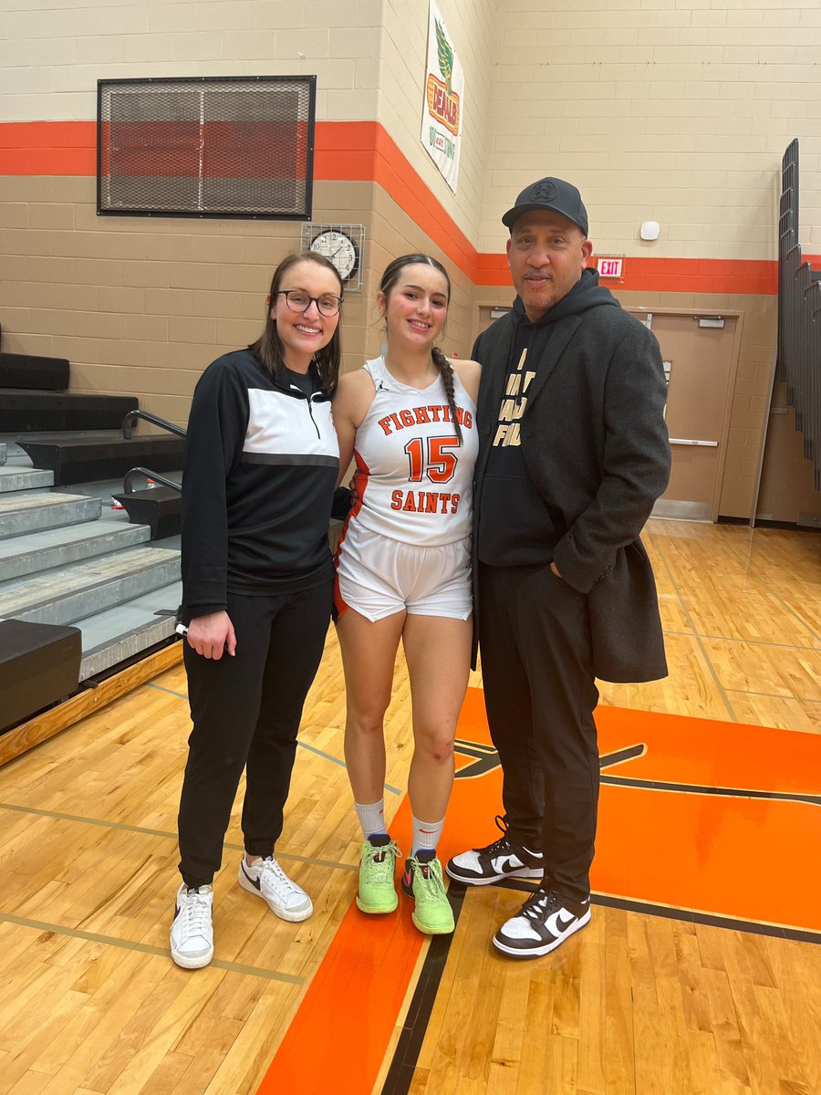Congratulations to 2024 SG Carmen Aguilera and the STE Saints for winning the Class 4A DeKalb Regional Championship. She played lights out in the semi and was a solid contributor in the title game. Be great in your role. Proud of you. Not done yet!  #IHD🏀💪🏽