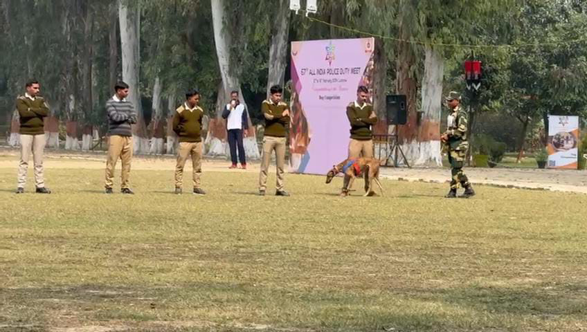 In the ongoing AIPDM in Lucknow, BSF K9 bagged the 1st Position with the Indigenous dog Breed Mudhol Hound named Riyaa, handled by Ct(GD) Ashok Kumar Kumawat. 
With the win a history was created as it was for the first time that an Indian Breed was pitched in a competition and it…