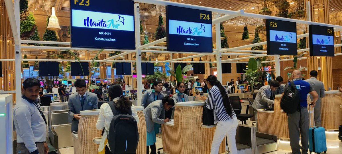 MantaAir's tweet photo. We are getting ready to welcome the first International flight of Manta Air to #DhaaluAirport 

#YourTropicalWaytoFly #BLRDDD #DirecttoDhaalu https://t.co/inwHVCGzQm