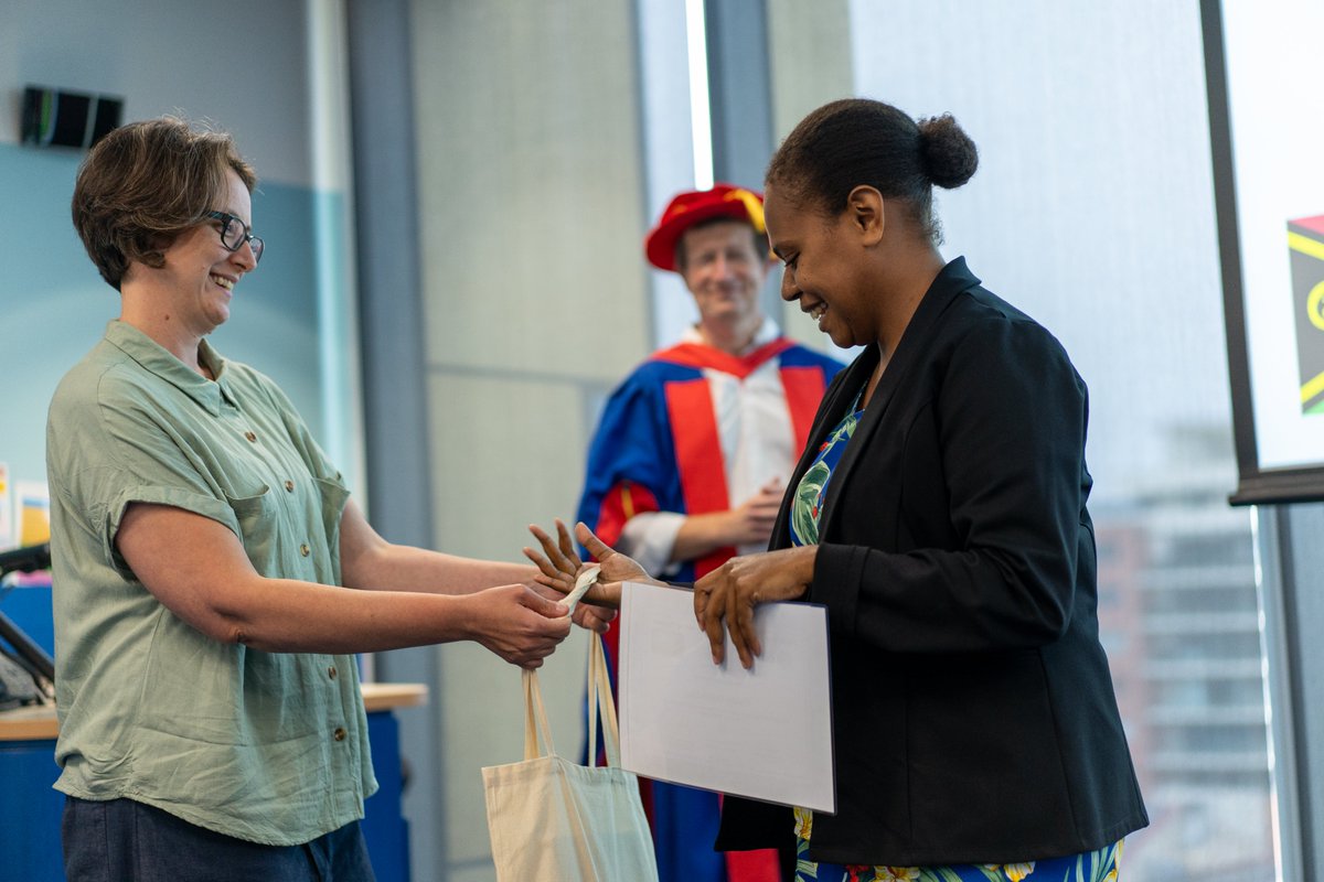 fieldepi_action's tweet image. Thrilled to welcome the 1st cohort of graduates from Vanuatu &amp;amp; Timor-Leste to the #FETP family!