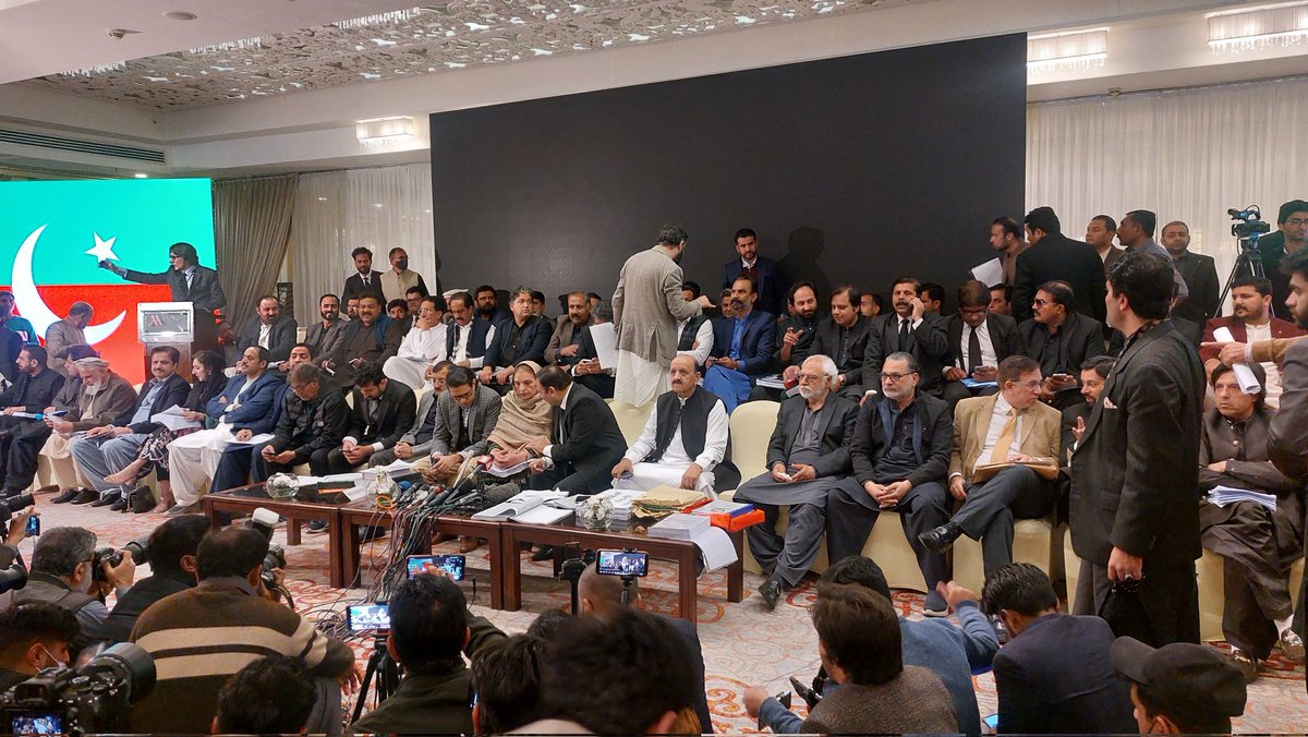 کیا پاکستان تحریک انصاف کا انٹرنیشنل میڈیا پریس کانفرنس کامیاب رہا؟؟

Yes
No