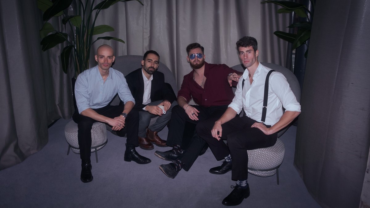 BUSCAMOS CONCIERTO! 

La semana pasada sacamos nuestro nuevo #single Tiger´s Jaws

Digo yo que habrá que tocar en directo no? Escríbemos si quieres que te amenicemos la fiesta 🎉

open.spotify.com/track/7eCiLJNT…