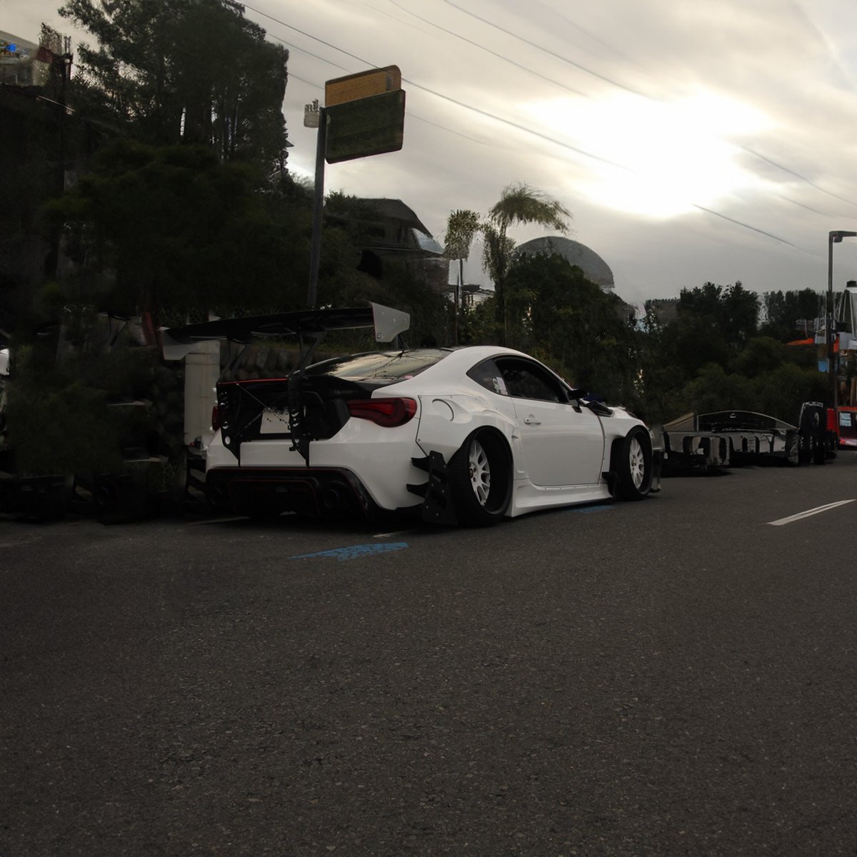exjoints's tweet photo. TOYOTA 86 PANDEM Ver3.0 vs PANDEM ver3.5
86/BRZのカスタムはお任せください!
#exjoints
#TOYOTA #Pandem #ZN6
#Airforce #HKS #Turbo #Work #VSTX #TOYO #PROXES #Recaro #RMS2700G
#スティーブ的視点 #stevwspov https://t.co/D6WM8iuO3k