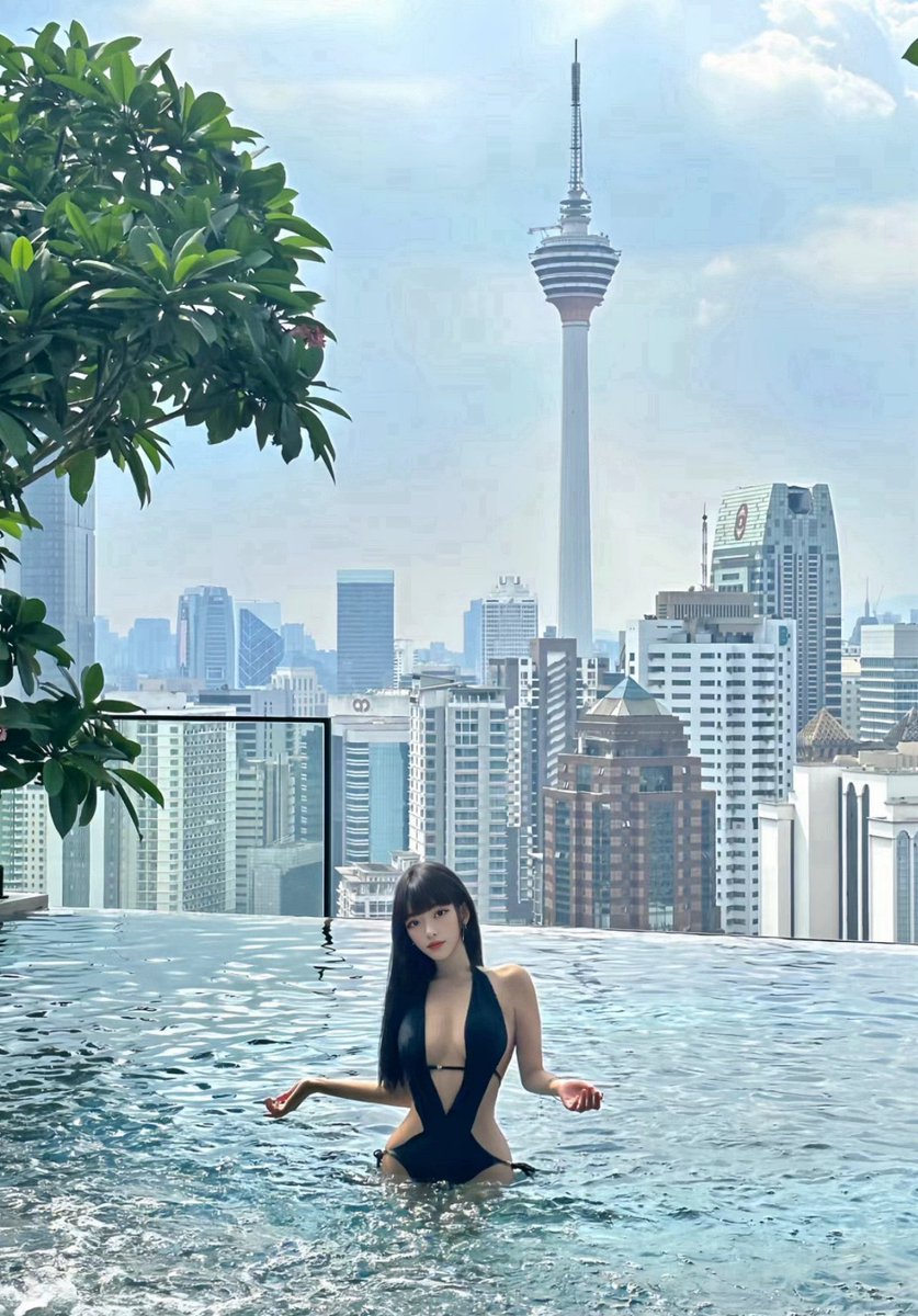 lucyannas鹿西西 tweet media