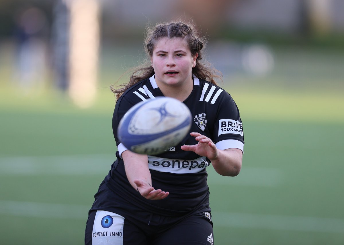 𝗦𝗘𝗟𝗘𝗖𝗧𝗜𝗢𝗡 I 🇵🇹

𝙕𝙤é 𝙁𝙚𝙧𝙣𝙖𝙣𝙙𝙚𝙨 et 𝙎𝙖𝙧𝙖 𝙈𝙖𝙜𝙖𝙡𝙝𝙖𝙚𝙨 sont appelées en É𝗾𝘂𝗶𝗽𝗲 𝗡𝗮𝘁𝗶𝗼𝗻𝗮𝗹𝗲 𝗣𝗼𝗿𝘁𝘂𝗴𝗮𝗶𝘀𝗲 afin de participer à un stage de préparation, en vue de participer aux matchs amicaux des Os Lobos qui se dérouleront au printemps