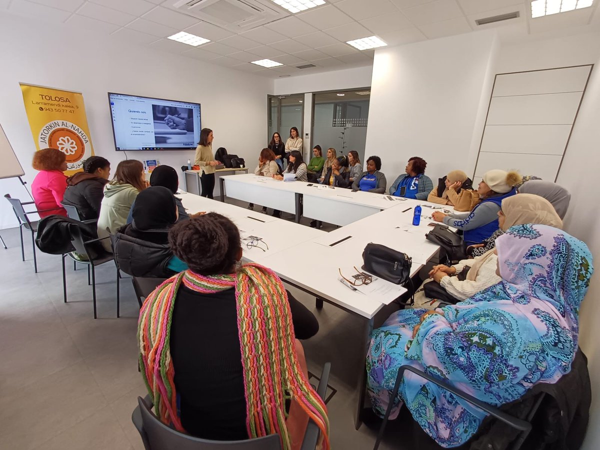 Jatorkin's tweet photo. Sensibilizar a las mujeres magrebíes sobre la importancia de ser independientes económicamente, a través del emprendimiento.
ha sido muy interesante.
gracias BULTZ-LAN CONSULTING https://t.co/AdAzHioho3