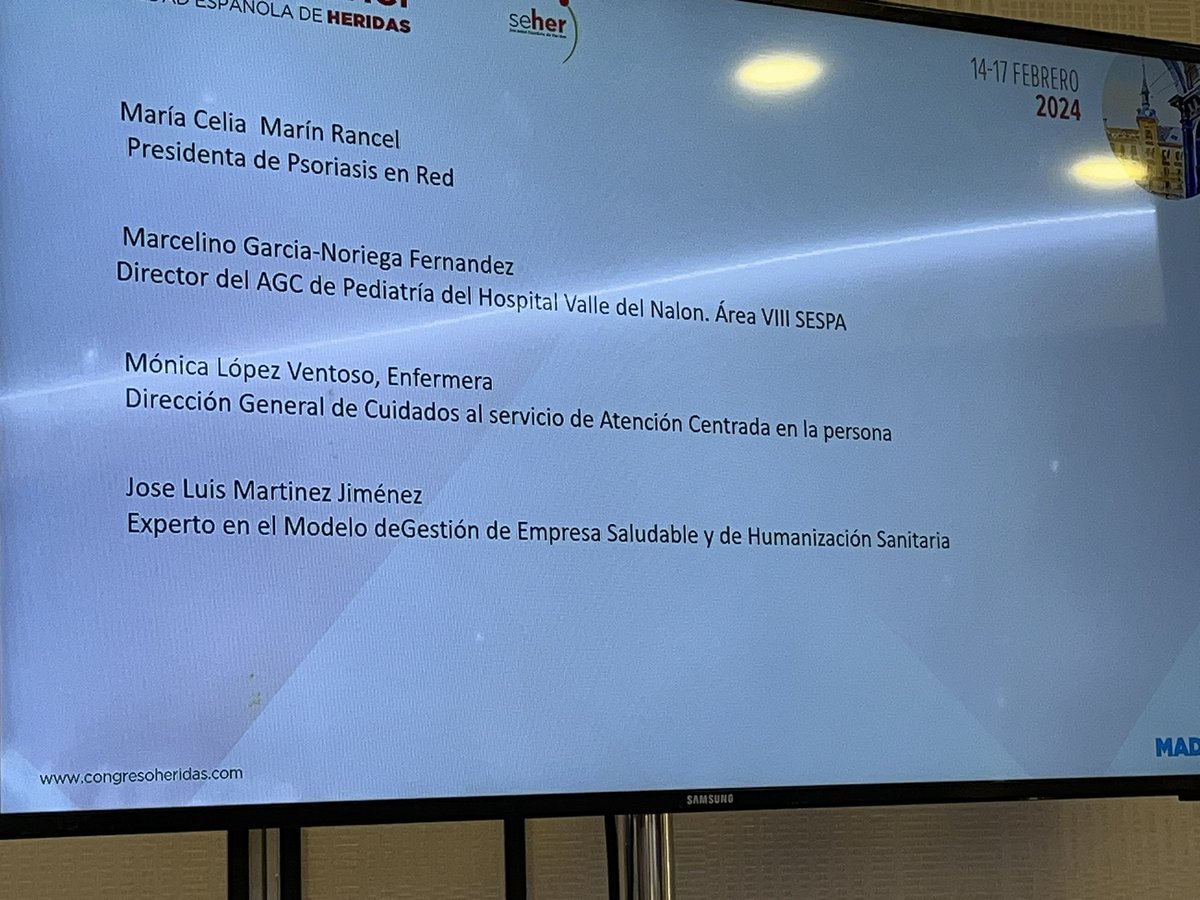 ananton_nurse's tweet photo. #12CongresoSEHER 
Humanización 
Mesa de ponentes 🔝 
@Moni_Ventoso 
@Cuidaralqcuida 
@CMRancel 
#M.Garcia-Noriega 
🙌🏻🙌🏻🙌🏻 https://t.co/dirfmXuxoK