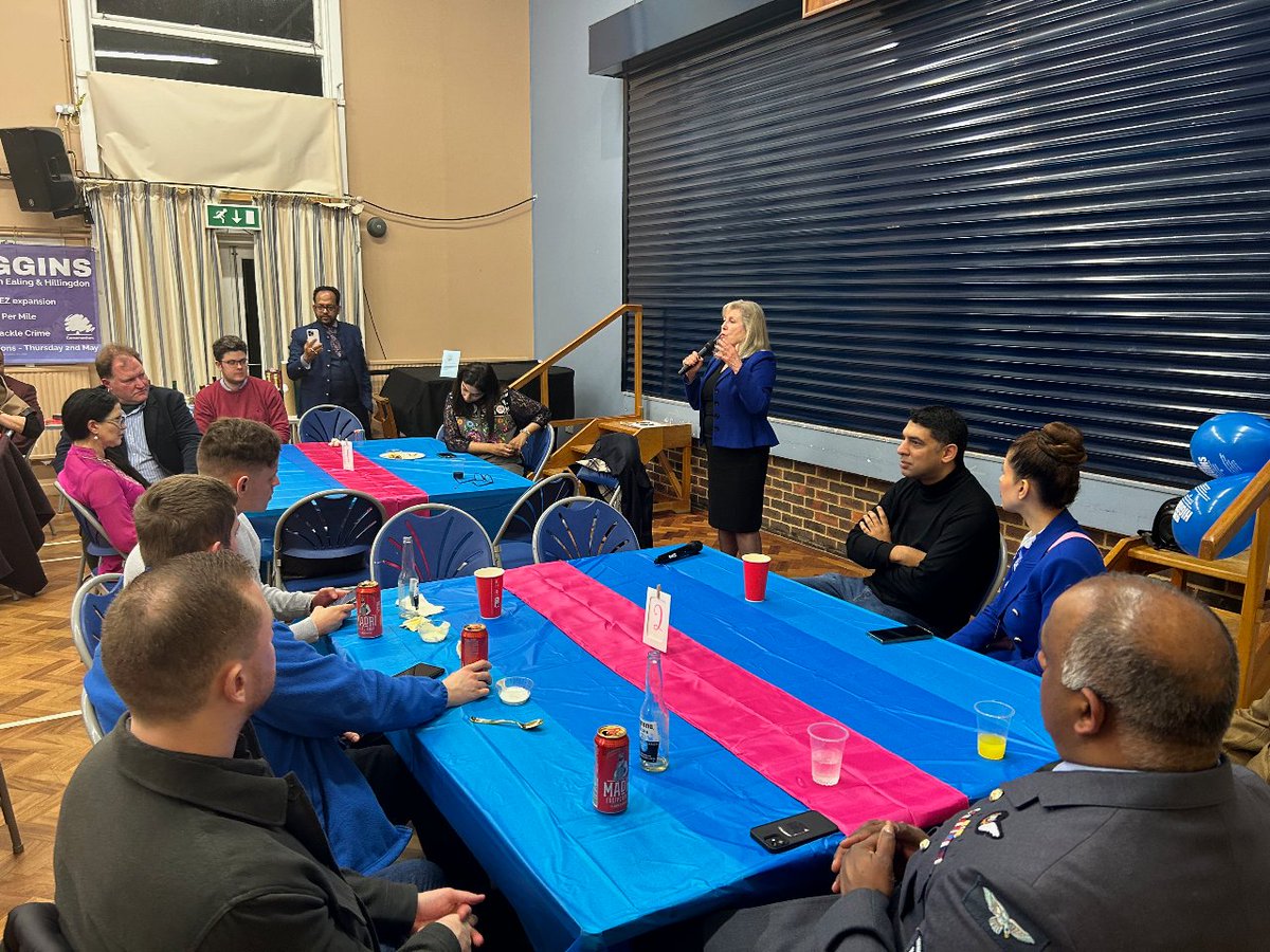 Councillorsuzie's tweet photo. Sadiq Khan has been a Mayor who has prioritised virtue signalling PR stunts over doing the right thing for London. I’ll be a Mayor who listens.

Great to be in Hillingdon last night talking about our plan for London with @henry4gla &amp; @DSimmonds_RNP! https://t.co/wDSvb0hogp