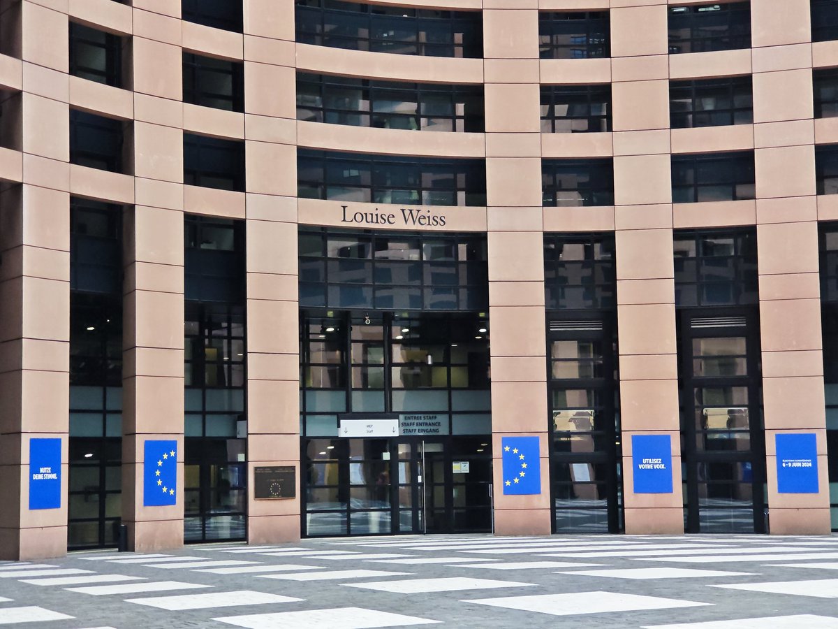 europeana.eu/en/exhibitions… exposición sobre Louise Weiss en el parlamento <a href="/IESALFONSOVIII/">IES ALFONSO VIII</a>  en Estrasburgo. Movilidad erasmus <a href="/sepiegob/">SEPIE</a> <a href="/LPontonniers/">Lycée International Strasbourg, Pontonniers</a>