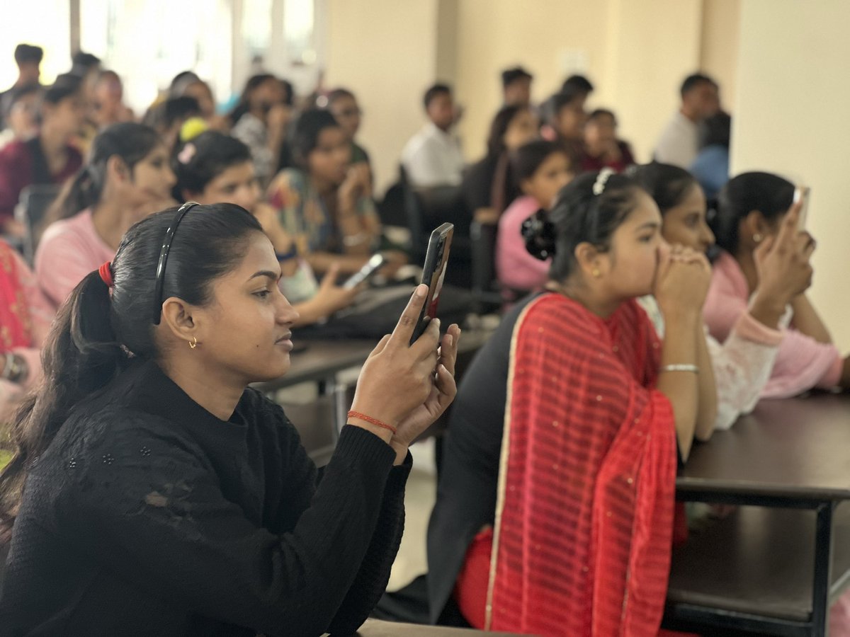 Dhirendra Singh tweet media