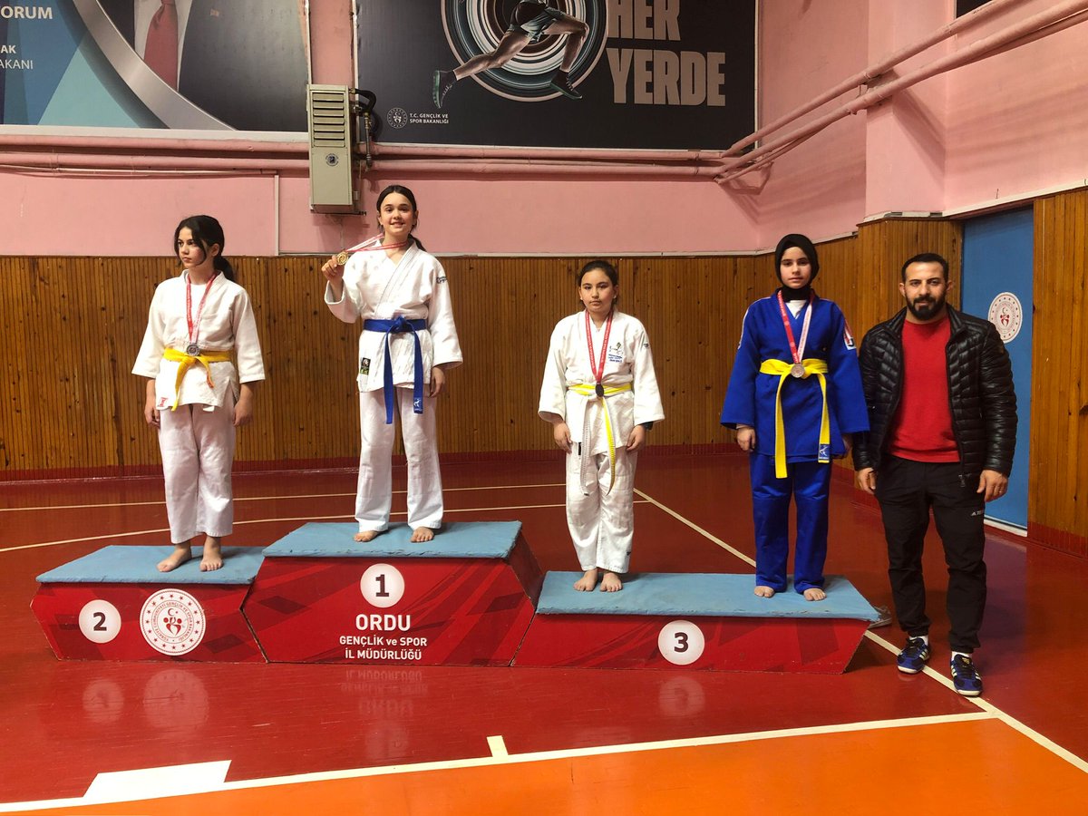 Okul Sporları Judo Ordu İl Birinciliği  yarışmasında okulumuz 5/A sınıfı öğrencisi Damla BALÇIK il 3.' sü olmuştur. Öğrencimizi ve antrenörü Emrah YAYKIN' ı tebrik ederiz. 👏👏 #okulsporları #judo
<a href="/Ordu_MEM/">Ordu İl Millî Eğitim Müdürlüğü</a> <a href="/korganmem/">Korgan İlçe Milli Eğitim Müdürlüğü</a> <a href="/MurtazaAlan/">Murtaza ALAN 🇹🇷</a> <a href="/kenankoklukaya/">Kenan KÖKLÜKAYA</a> <a href="/AcepEmre/">Yunus Emre ACEP</a>