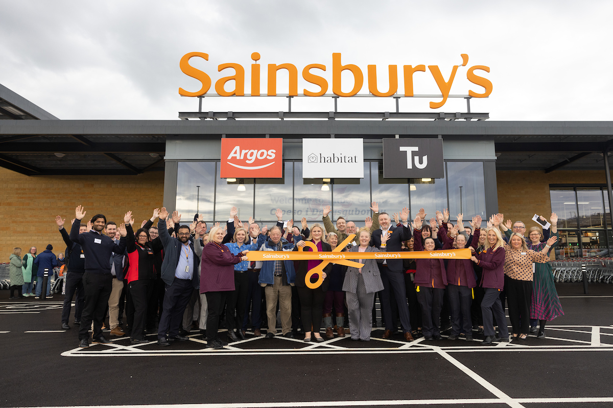 We were delighted to welcome customers to try out our new flagship store in Wales this week. Our new 53,000 sq ft supermarket is centred around a delicious, inspiring food offer. It also features a host of other great ranges and services, including Argos, Habitat, Tu Clothing and…