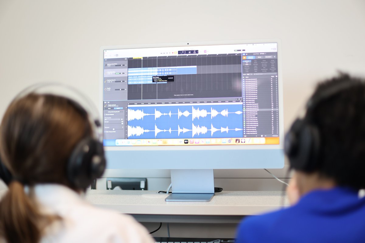 Great to welcome Putteridge Primary School pupils to our music department yesterday! 🎵