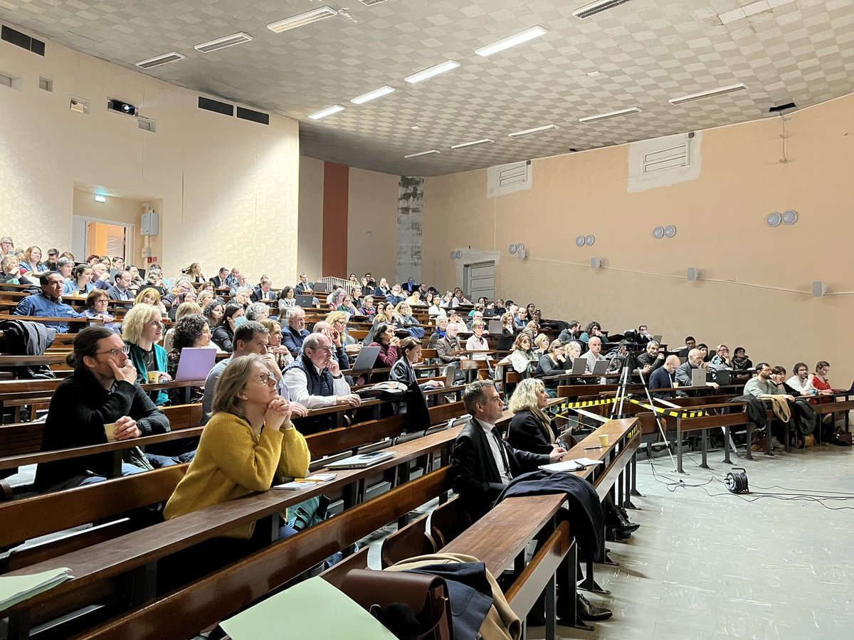 Académie de Dijon tweet media