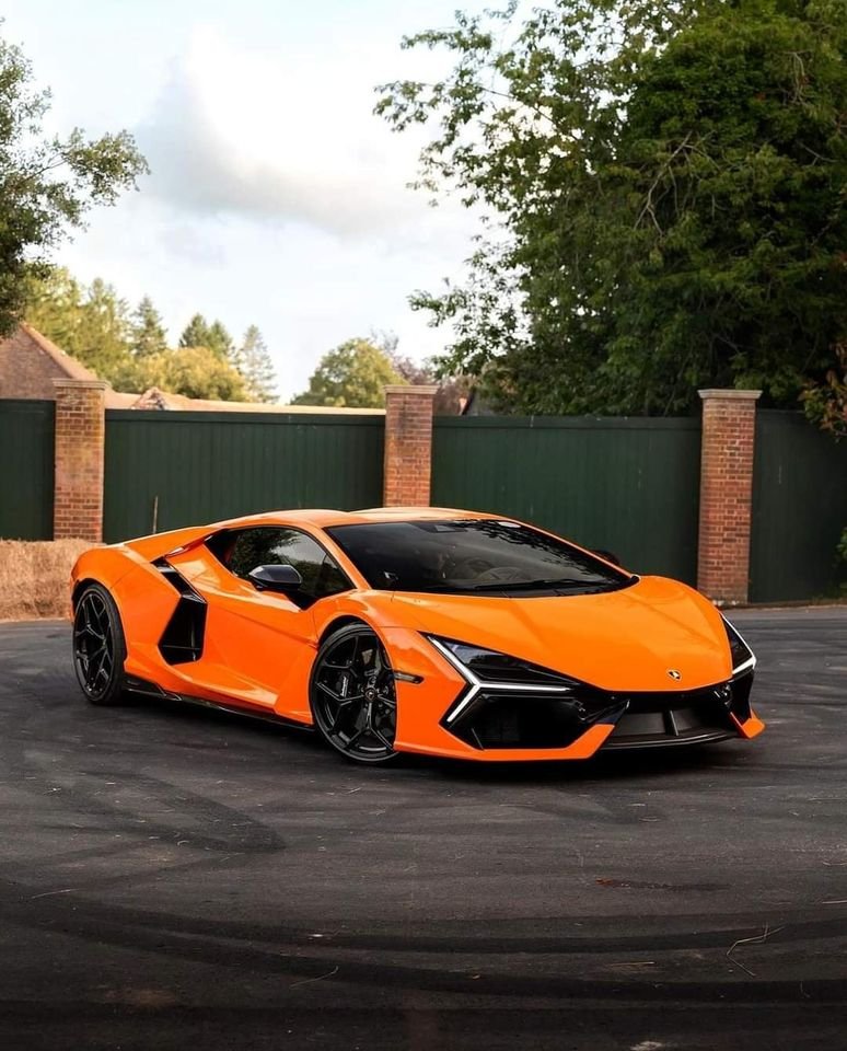 metroTM33's tweet image. #Lambo #Reventon #Orange