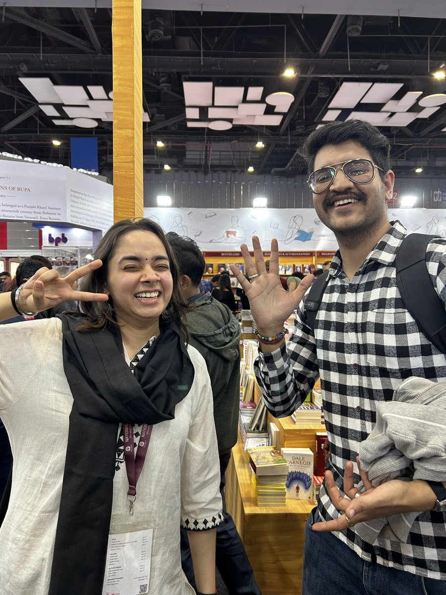 Rupa_Books's tweet image. Day 7 #WorldBookFair2024 
#Happyfaces #HappyReading