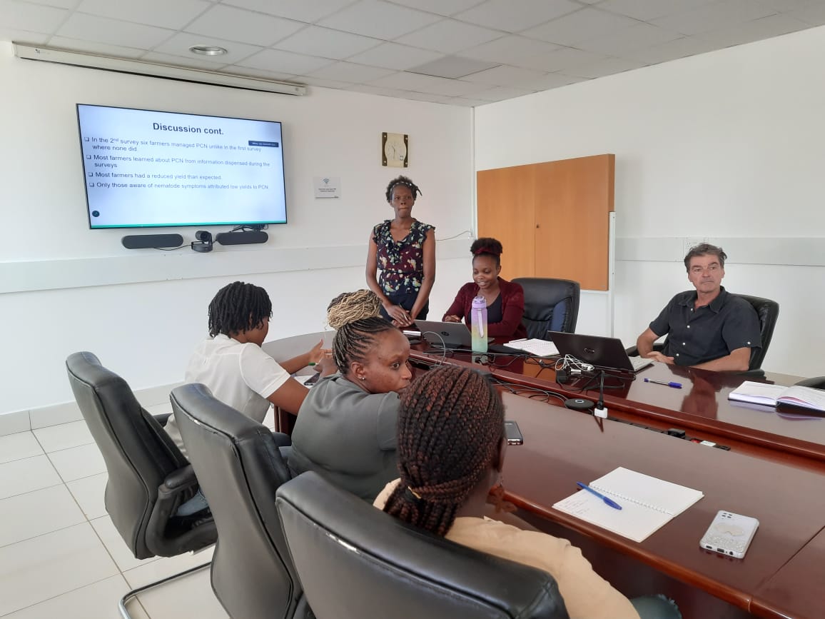 NemAfrica's tweet photo. Its #NJC FRIDAY Exhilarating presentations  from master's students: Sarah Nga'nga of @KenyattaUni Charity Wanjiru of @DiscoverJKUAT Alot of prospects linked to their topics on the use of banana fiber technology in the  Management of Nematodes.
#BuildingCapacity
#BananaFiberPaper https://t.co/SuScmUi26H