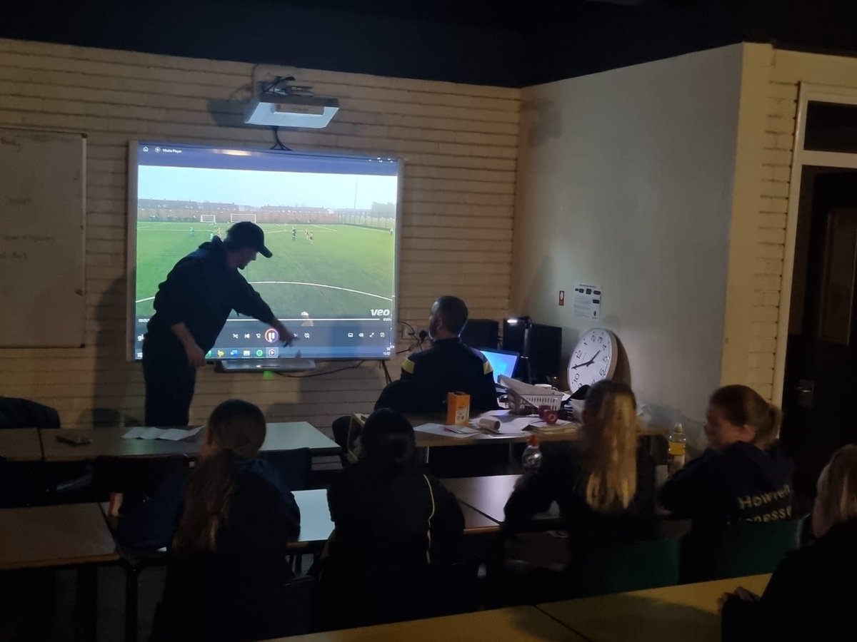 Our Howfen lionesses u12s coach <a href="/leewardie/">wardie</a> reviewing last sundays game with the girls before training last night. All our games are filmed with our VEO camera helping us identify areas of improvement as well as keeping memories on film for the girls forever.