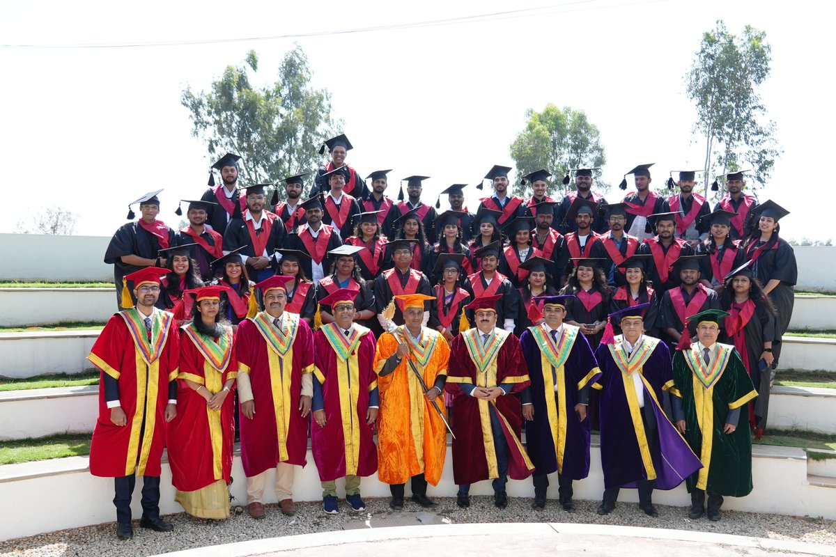 iibsonline's tweet photo. Congratulations to all the students of the MBA Batch 2020-2022!
#graduationday #mbagraduate #SuccessStories #hardwork #businessschool #BusinessLeadership #bschoolbangalore #herooftheday #YouthEducation #leadershipdevelopment #MBAIndia #mentor #ProfessionalGrowth https://t.co/wLGQwuhbgF