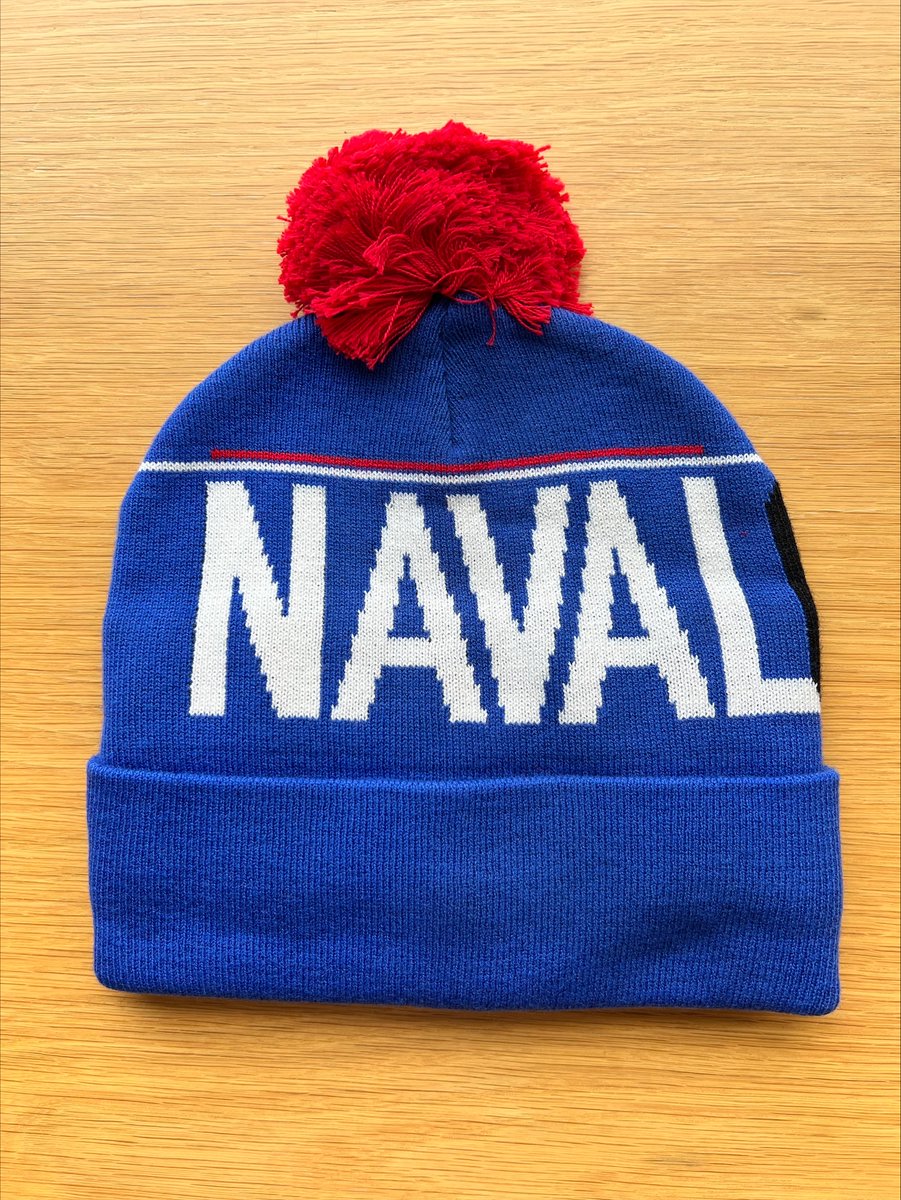🇬🇧🇮🇪 To celebrate the arrival of #PerfectPower and #NavalCrown's first foals, we are giving away two bobble hats!🧢🏇  

To enter: 
👉Follow 
💙Like 
🔃Repost  

Competition closes Sunday 25 February 📅