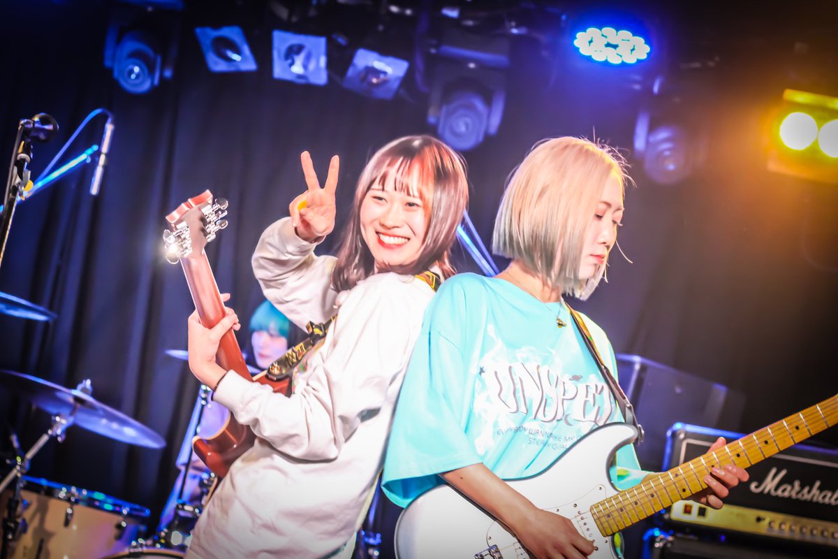 hug2fooo's tweet photo. ✨Bright Future vol.1 ✨
柏DOMe
ありがとうございました!
次のライブは2/29新宿ACBでお待ちしております!
予約はDMにて
photo by @krmpro14
#hug2fooo
#ハグツーフォー
#ハグフォー https://t.co/oQTnJ3IKwk