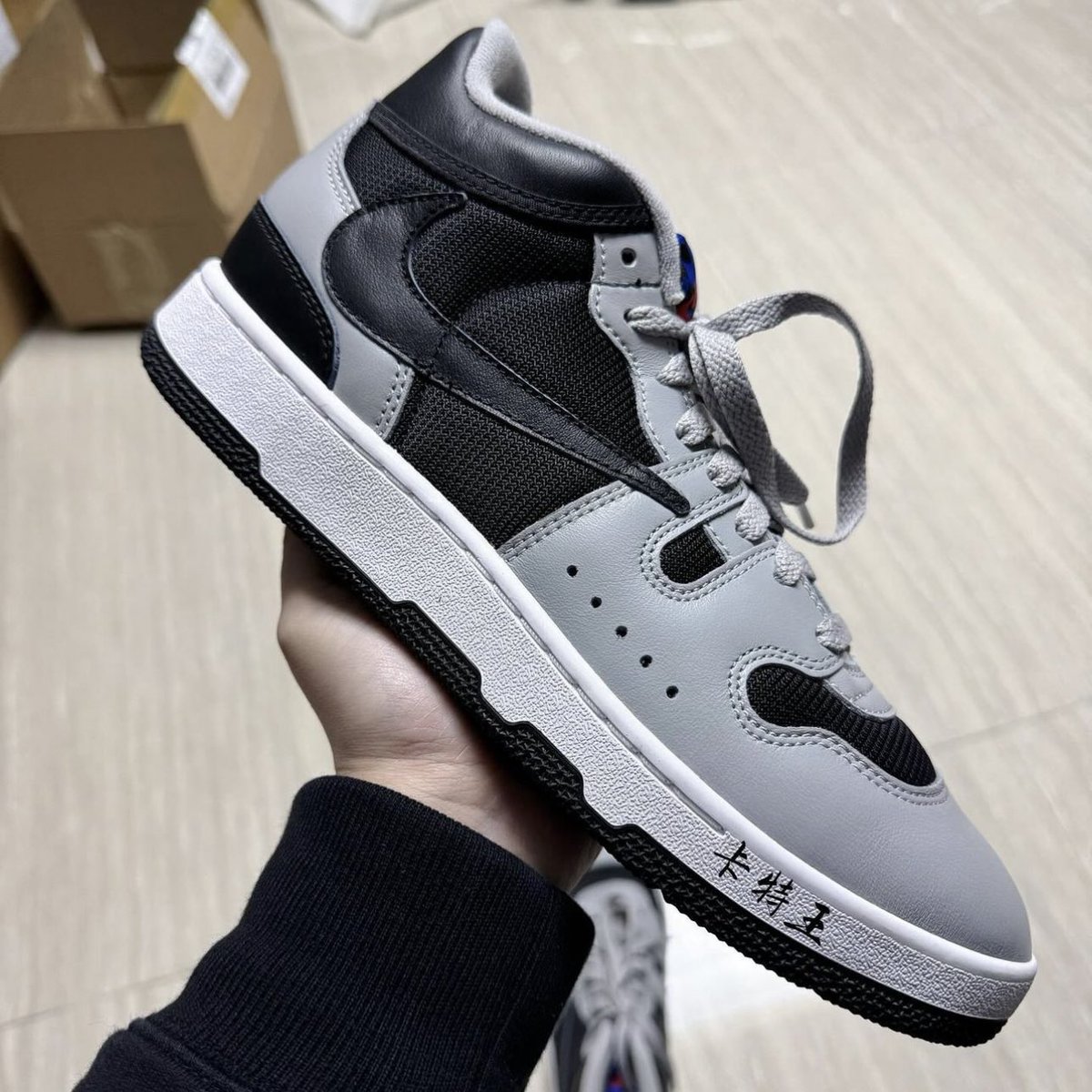 tengusneaker's tweet photo. トラヴィス × ナイキ アタックのサンプル？

📸：carterwangchina

#travisscott #nike #nikeattack https://t.co/dscdlhJzks