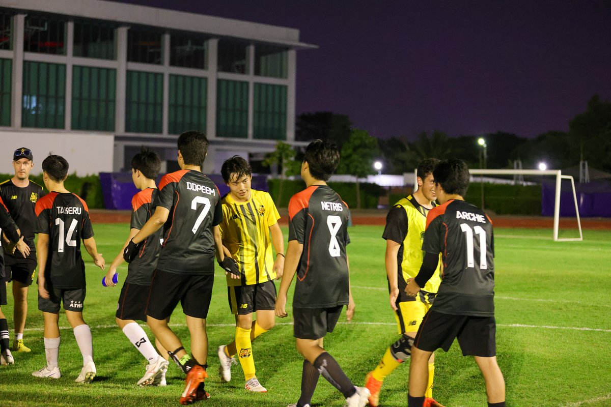 WellingtonCollegeBKK tweet media