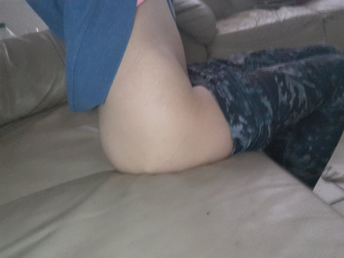 raven_roxy23291's tweet photo. Making new content today who's gonna buy? #privatecontent #PrivateMoney https://t.co/3qnXLtVW1j