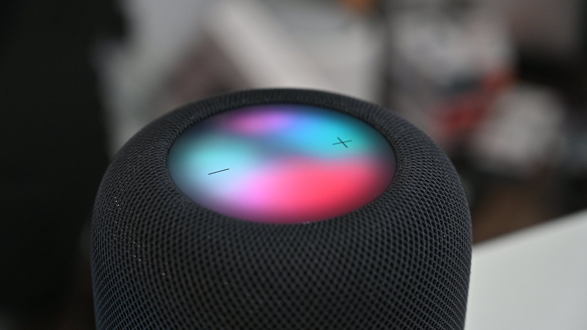 appleinsider's tweet image. #tvOS 17.4 Beta 3 contains references to a HomePod with a display. The device is codenamed &quot;Z314&quot; in the beta code. Ming Chi Kuo first mentioned the device in March 2023, claiming it could arrive in the first half of 2024.
Will you buy a HomePod with a 7 inch display?👀
