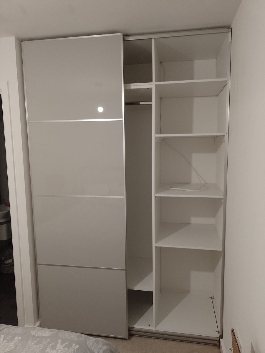OllyPJ's tweet photo. Fitted wardrobes installed earlier this week, using the #ikeapax system.
This was at a new build house in Cheddar. New builds being notorious for their lack of storage.
#fittedfurniture #wardrobes #opjcarpentry https://t.co/uUSiRWHCXB