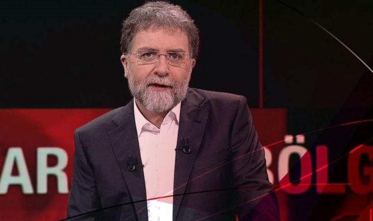 trhaber_com's tweet photo. Ahmet Hakan:

AK Parti İzmir adayı Hamza Dağ, geçen akşam Tarafsız Bölge’deydi.

Program boyunca...

- Bir kere bile CHP demedi.

- Bir kere bile Tunç Soyer eleştirisi yapmadı.

- Bir kere bile rakibine laf dokundurmadı.

- Bir kere bile negatif cümle kurmadı.

- Bir kere bile geçmiş dönem edebiyatına girmedi.

- Bir kere bile uçuk vaatlerde bulunmadı.

- Bir kere bile projelerinden sapmadı.

- Bir kere bile İzmir seçmenini ayrıştırmadı.

“Vay be! Demek ki böyle de siyaset yapılabiliyormuş. Vay be! Demek ki böyle de seçim yarışı yürütülebiliyormuş” dedirtti bana.