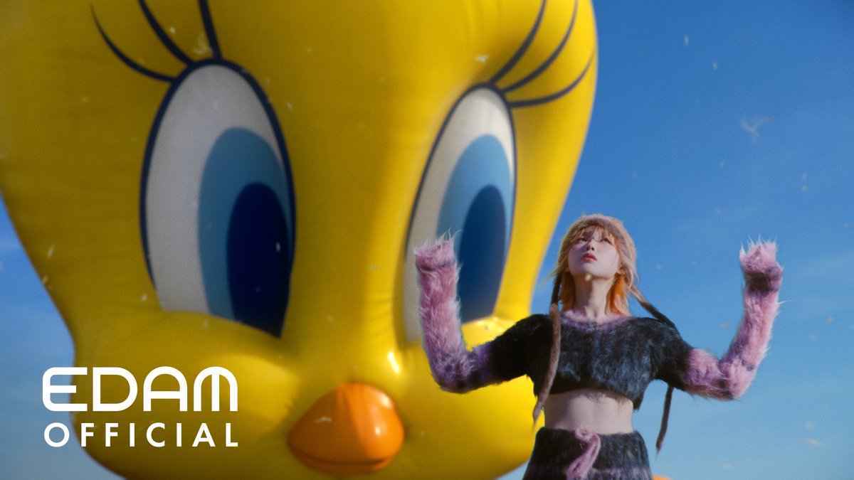 _IUofficial's tweet image. IU '홀씨' MV

IU 6th Mini Album [The Winning]
➫ 2024.02.20 6PM (KST)
➫ youtu.be/mFbILexYSQg

#아이유 #IU
#TheWinning #홀씨 #Holssi
@LooneyTunes #Tweety #LooneyTunes