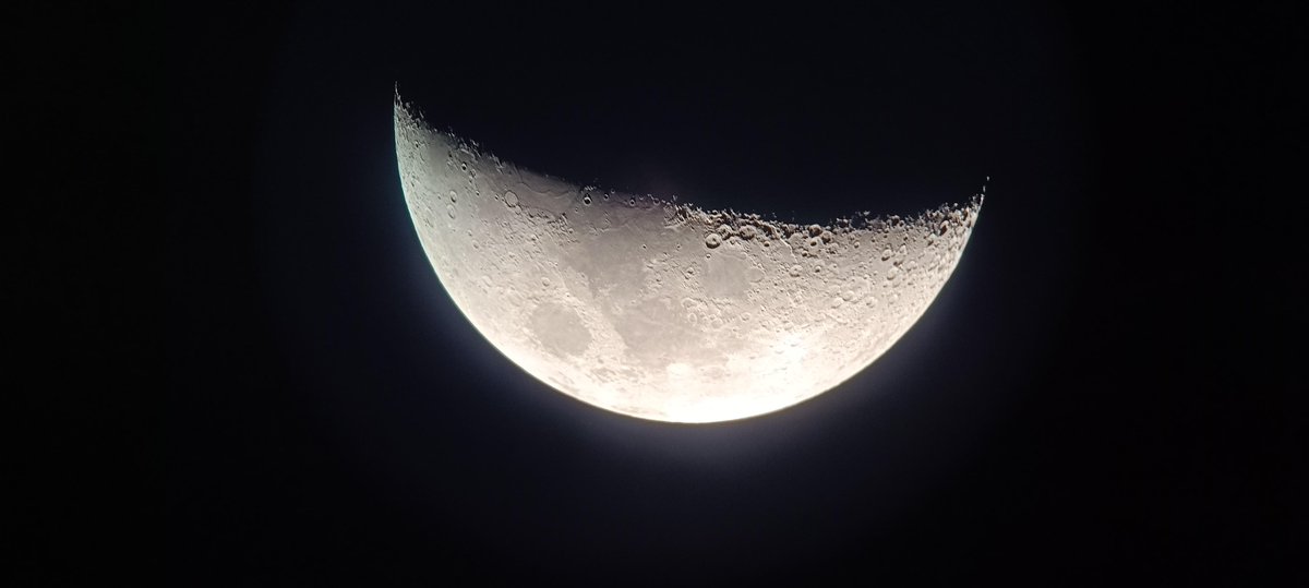 ncsmgoi's tweet photo. The Moon's enchanting beauty captured through the telescope at @RSCBhubaneswar, a unit of @ncsmgoi, @MinOfCultureGoI, on February 15, 2024.
#AstronomyPhotography #SkyObservationProgramme #Moon #selenophile https://t.co/ZxEOyklBR9
