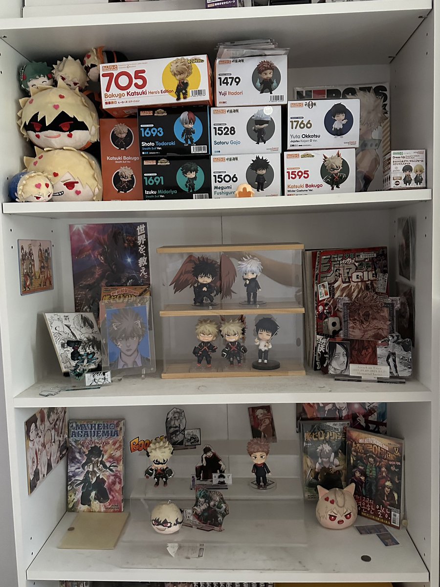 dynanmight's tweet photo. hii kayanya aku mau jualin ini semuaa krna engga suka koleksi lagi ;( kira’ ada yg mau ngga yaa? 
nendoroid bakugo, deku, shoto, yuuta, gojo, itadori, dll https://t.co/cYyQURYodR