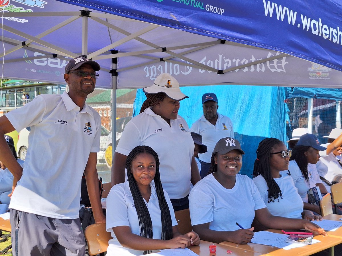 Watershed1987's tweet photo. #Zizimoto #WatershedCollege We want to thank all the parents, guardians, and Alumni who came out to cheer on the Students. Your presence and encouragement added to the electric atmosphere and made the day even more special. https://t.co/WYl7e09xfv