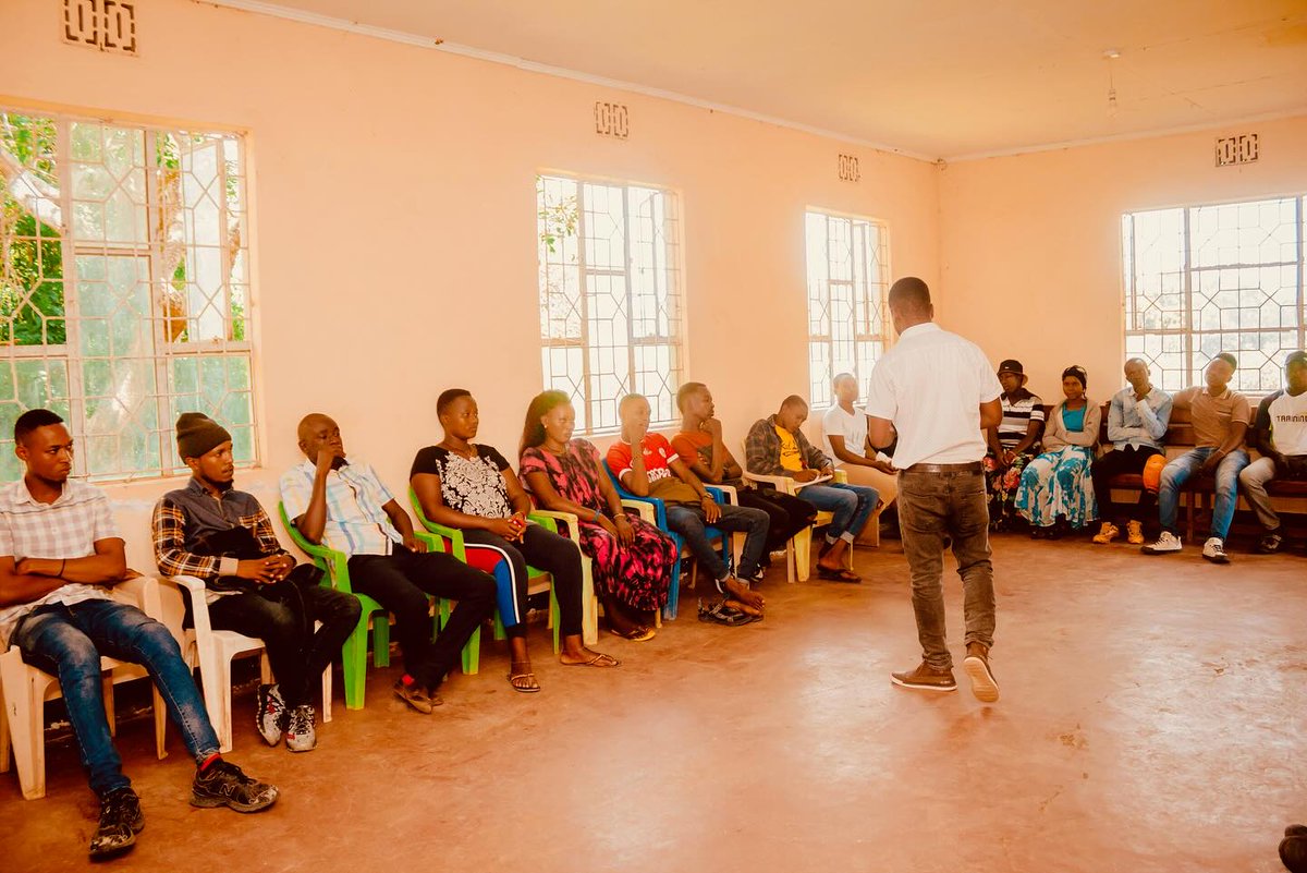 Vision4youthTZ's tweet photo. Youth Dialogue Series 2024; How can we empower youth to actively participate in elections by cultivating essential skills like critical thinking, civic awareness, and effective communication? #MSTCDC #VisionforYouth #YouthDialogueSeries #YouthInclussion @MSTCDC https://t.co/AZ9pW3Zyu7